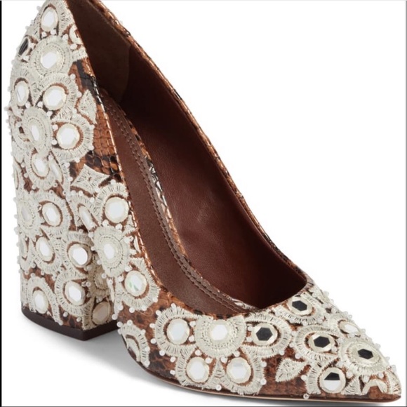 Tory Burch Shoes - NWOT Tory Burch Francesca Embroidered Heels